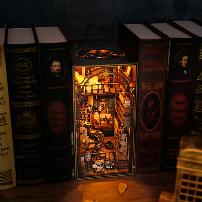 Mira Magic House M2311 DIY Miniature Book Nook Kit