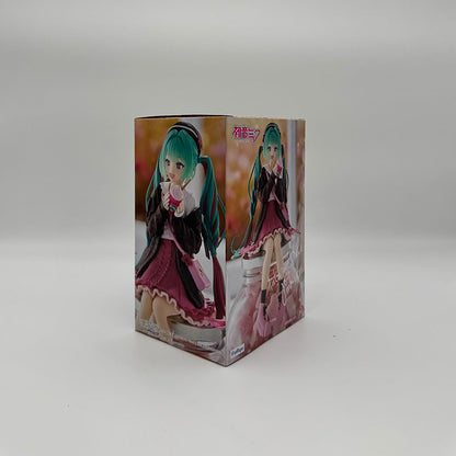 Hatsune Miku Noodle Stopper Figure Autumn Date Pink Ver.